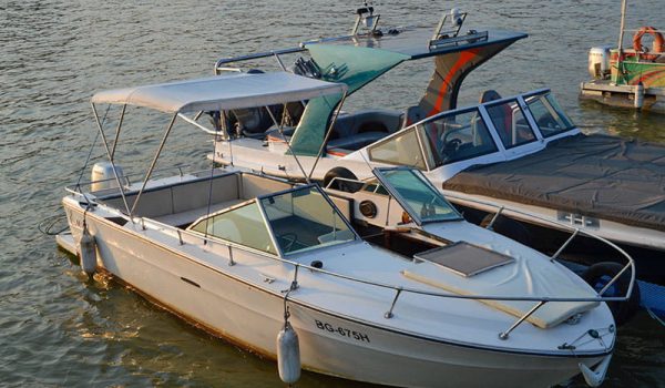 Rent a Boat Sea Ray
